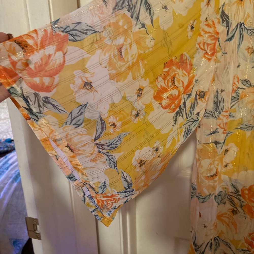 Vince Camuto Floral Print Kimono - Picture 5 of 6